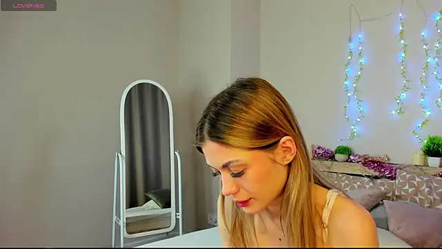 Cherry Price online show from 22, 3, 2026