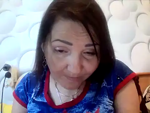 ClaireSunset online show from 8, 7, 2026
