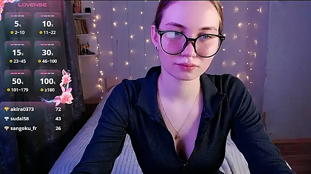 Miya Mark online show from 21, 2, 2025