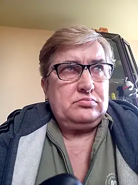 Snapshot of Sonya5156 chatting on 4, 3, 2025 Sonya5156 online show from 4, 3, 2025