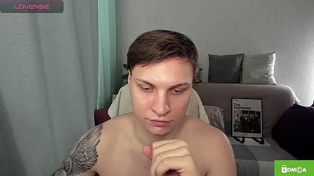 Snapshot of handsome_guy01 chatting on 21, 6, 2026 handsome guy01 online show from 21, 6, 2026