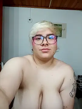 amalia love online show from 4, 10, 2025