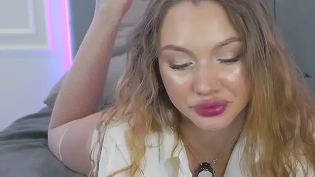 ViolaFlirt online show from 6, 2, 2025