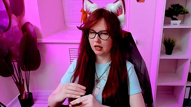 CarolGiggly online show from 10, 4, 2026