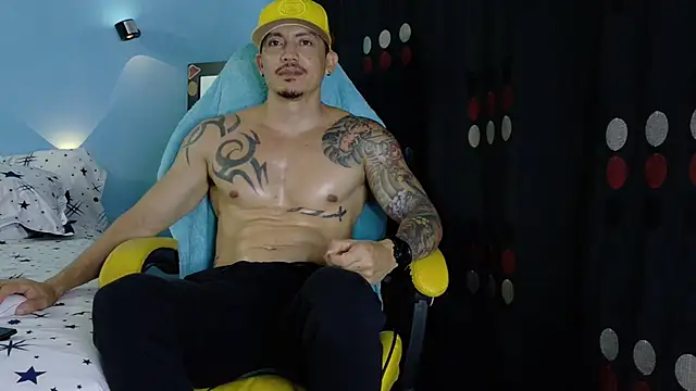 Snapshot of Alex_motta chatting on 10, 7, 2026 Alex motta online show from 10, 7, 2026