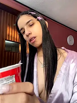 Praga Pink online show from 20, 10, 2025