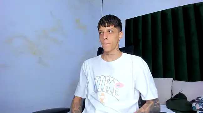 Snapshot of Adam_hard_ chatting on 3, 12, 2024 Adam hard online show from 3, 12, 2024