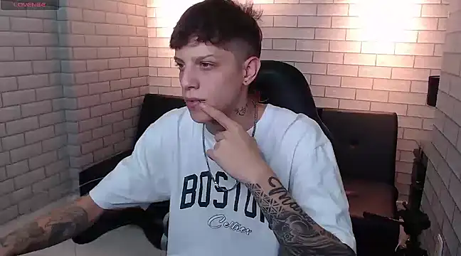 Snapshot of Adam_hard_ chatting on 7, 1, 2025 Adam hard online show from 7, 1, 2025