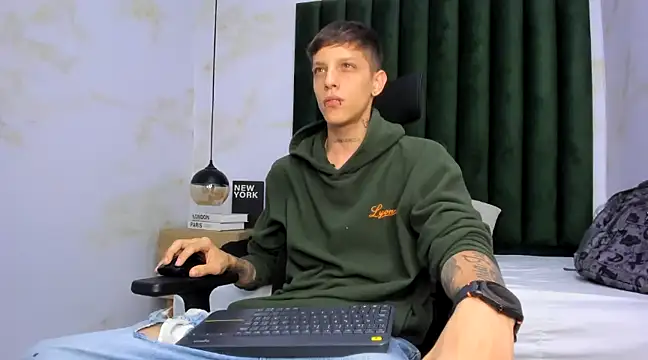 Snapshot of Adam_hard_ chatting on 24, 2, 2025 Adam hard online show from 24, 2, 2025