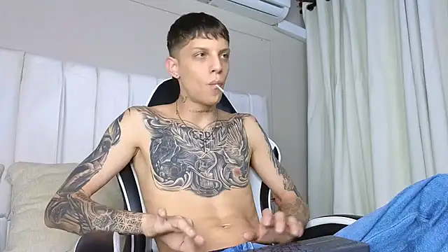 Snapshot of Adam_hard_ chatting on 10, 9, 2025 Adam hard online show from 10, 9, 2025