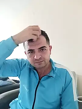 Snapshot of cshn001 chatting on 19, 12, 2024 cshn001 online show from 19, 12, 2024