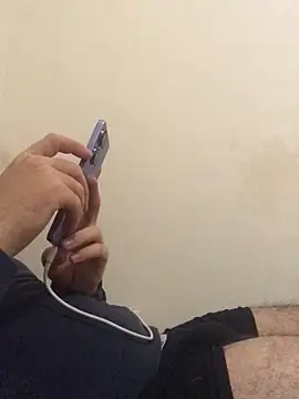 Snapshot of cshn001 chatting on 12, 2, 2025 cshn001 online show from 12, 2, 2025