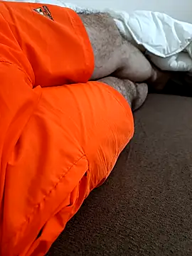 Snapshot of cshn001 chatting on 7, 3, 2025 cshn001 online show from 7, 3, 2025