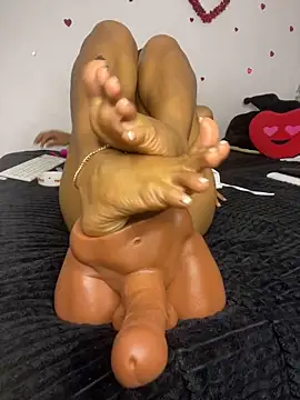 Snapshot of Gerallima_1 chatting on 24, 2, 2025 Gerallima 1 online show from 24, 2, 2025