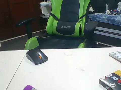 SOLESFETISHBR online show from 18, 11, 2025