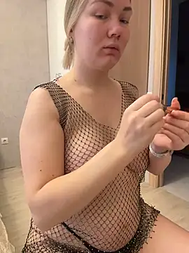 LianaCruz   online show from 19, 1, 2026