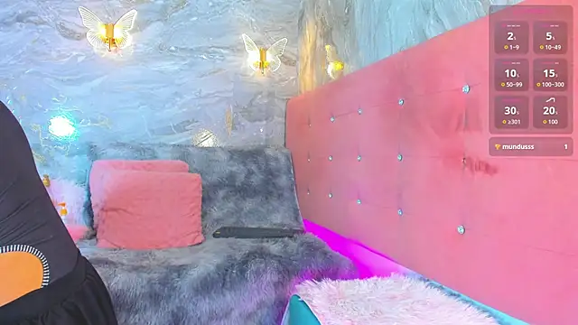 taylorbunny x online show from 11, 11, 2025