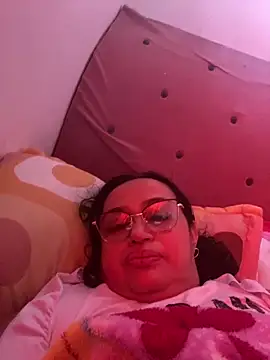 GiaNahomi online show from 5, 12, 2024