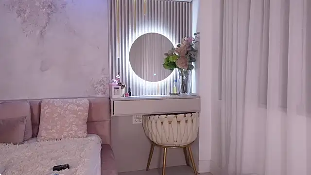 JullyBlair online show from 2, 2, 2025