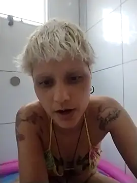 Snapshot of Luci_foxx chatting on 28, 2, 2026 Luci foxx online show from 28, 2, 2026