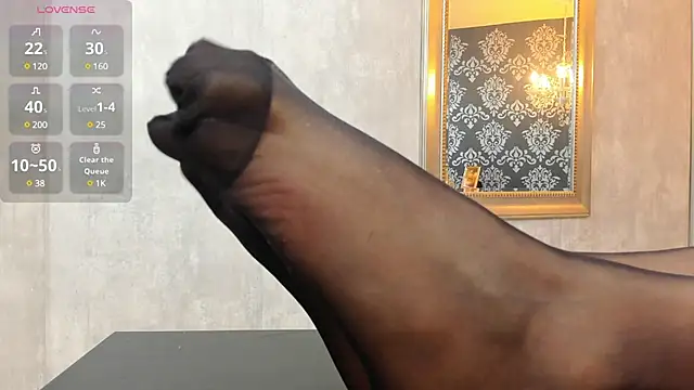 Snapshot of Selenecollins chatting on 12, 1, 2025 Selenecollins online show from 12, 1, 2025