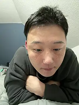 Snapshot of tuki_fu chatting on 3, 6, 2026 tuki fu online show from 3, 6, 2026