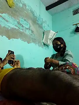 Snapshot of Surajpuja79 chatting on 26, 11, 2025 Surajpuja79 online show from 26, 11, 2025