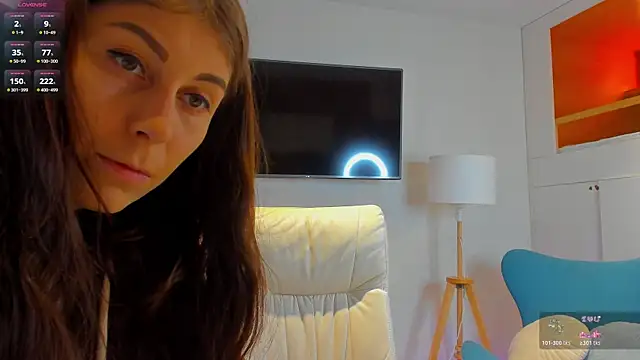 Snapshot of Hailey_Green chatting on 19, 4, 2026 Hailey Green online show from 19, 4, 2026