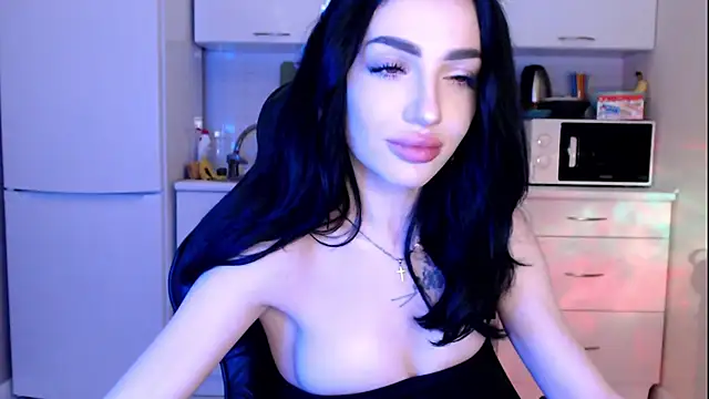 NancyLovee  online show from 2, 1, 2025