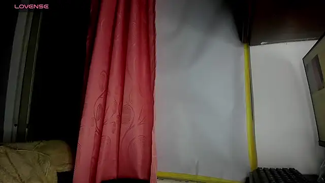 Nenita Hot  online show from 15, 10, 2025