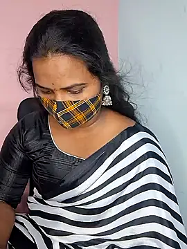 Snapshot of anitha906 chatting on 25, 10, 2025 anitha906 online show from 25, 10, 2025