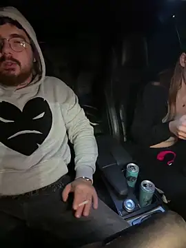 MrAndMrsSavage online show from 18, 12, 2025