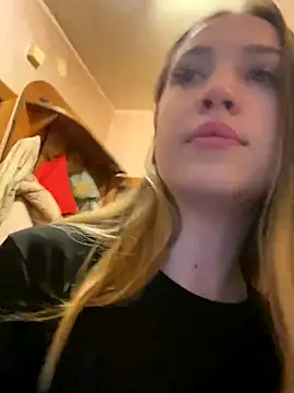 Snapshot of Emily_the_temptress_ chatting on 1, 12, 2024 Emily the temptress online show from 1, 12, 2024