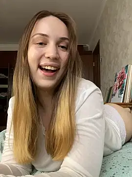 Snapshot of Emily_the_temptress_ chatting on 15, 3, 2025 Emily the temptress online show from 15, 3, 2025