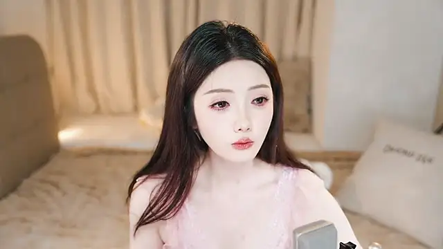 Snapshot of Eimile chatting on 3, 3, 2025 Eimile online show from 3, 3, 2025