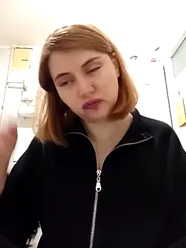 SckayilaGray online show from 5, 3, 2025