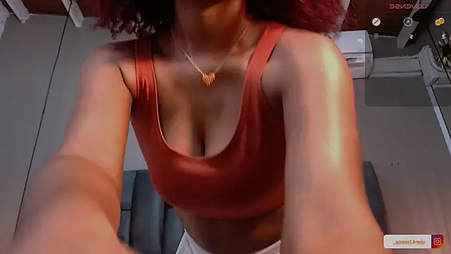 Lorena Vieira  online show from 10, 1, 2025