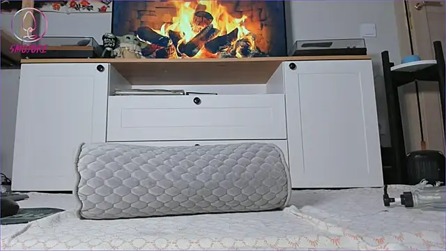 Erin Smojoke online show from 22, 9, 2025