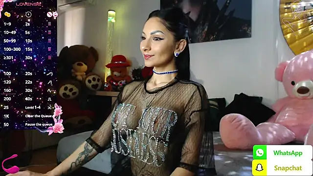 Snapshot of EvelynAisha chatting on 14, 2, 2025 EvelynAisha online show from 14, 2, 2025