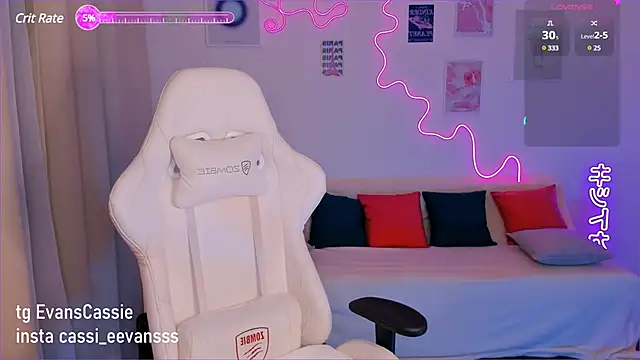 Cassie Ice online show from 4, 2, 2025