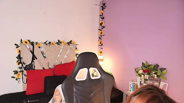 BRITHANY SPARK online show from 23, 5, 2026