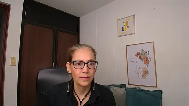 NanitaFun online show from 10, 12, 2024