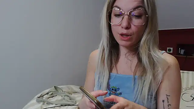 carlaaa online show from 16, 4, 2026