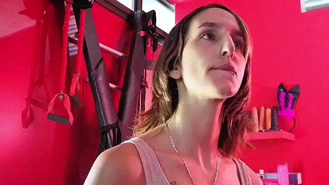 Ambar Roux  online show from 11, 4, 2026