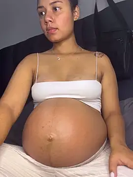 Snapshot of _Luana chatting on 28, 2, 2026 Luana online show from 28, 2, 2026