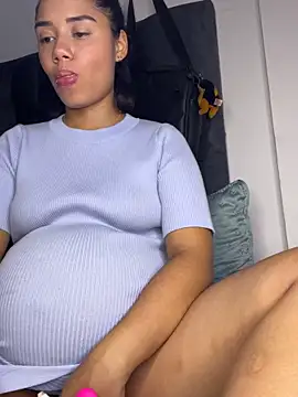 Snapshot of _Luana chatting on 3, 3, 2026 Luana online show from 3, 3, 2026