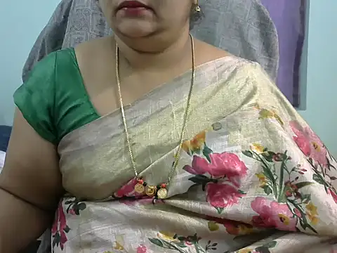 Snapshot of Naughty_Nityaa chatting on 5, 3, 2025 Naughty Nityaa online show from 5, 3, 2025