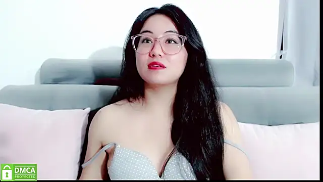 Snapshot of mariana_katto chatting on 18, 4, 2026 mariana katto online show from 18, 4, 2026