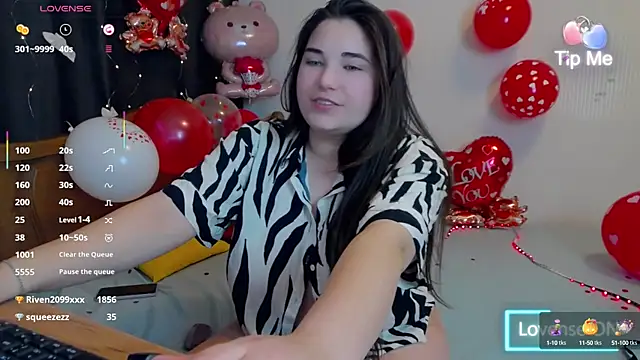 Lillianhot68 online show from 14, 2, 2025