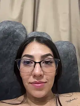 StaceyJones1 online show from 5, 3, 2025